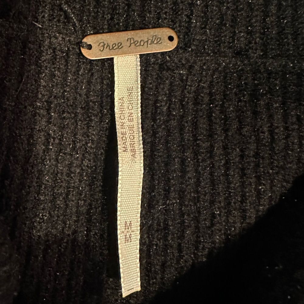 Free People Black Ribbed Softly Structured Tunic‎ - Picture 7 of 7